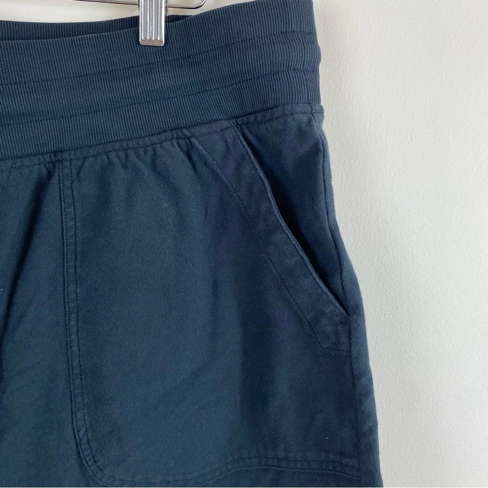 Athleta Farallon Midi Short Women's Plus Size Black